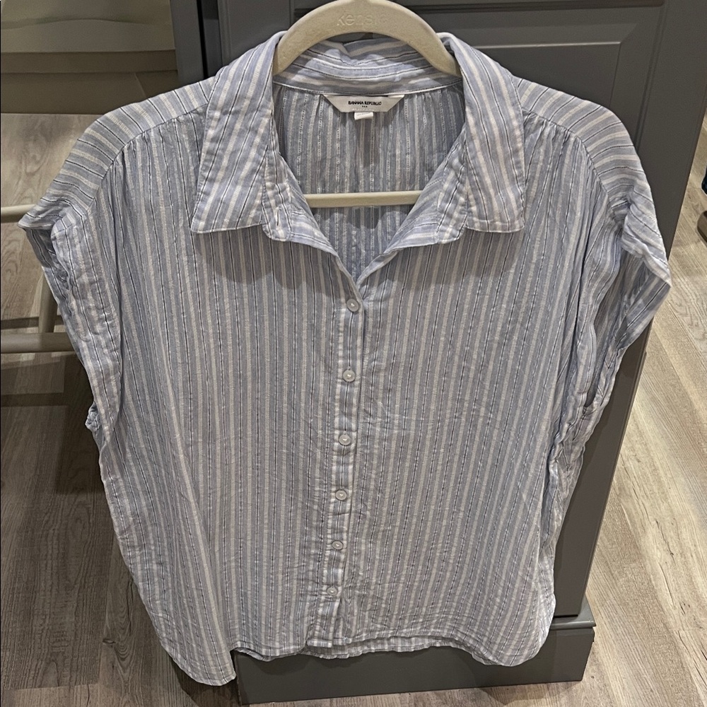 Banana Republic Light Blue and White Striped Shirt